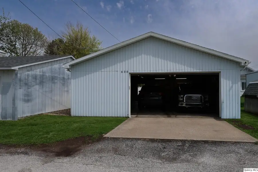630 S 19th, Quincy, IL 62301 - #3
