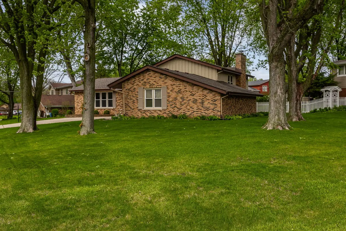 501 Hobby Avenue, Frankfort, IL 60423 - #1