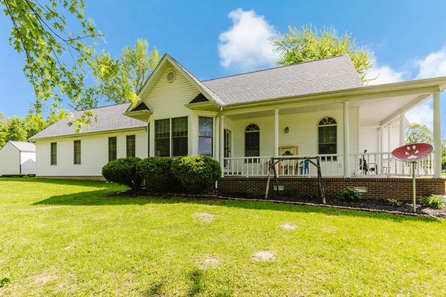 819 E No Name Road, Carbondale, IL 62902 - #3