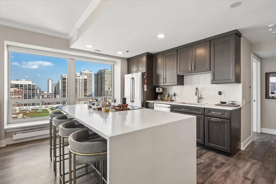 57 E Delaware Place #1805, Chicago, IL 60611 - #3