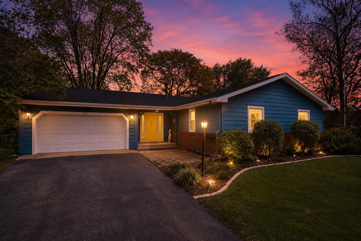 218 E Nerge Road, Roselle, IL 60172 - #1
