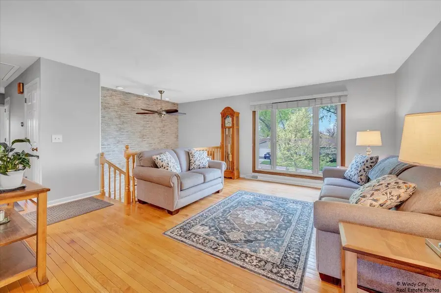 26 Washtenaw Street, Algonquin, IL 60102 - #3