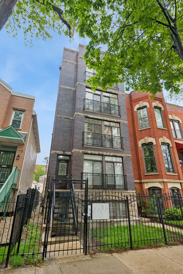2206 W Monroe Street #2, Chicago, IL 60612
