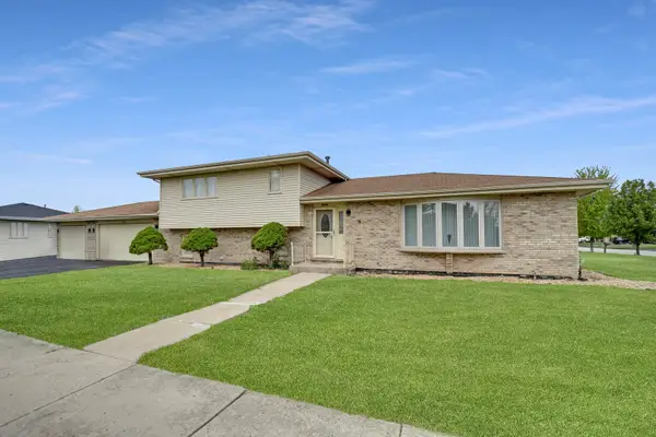 8218 170th Street, Tinley Park, IL 60477
