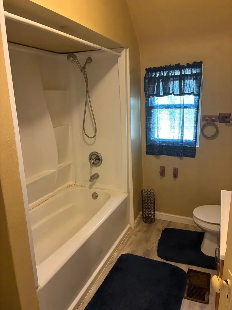19 52nd Street, Belleville, IL 62226 - #3