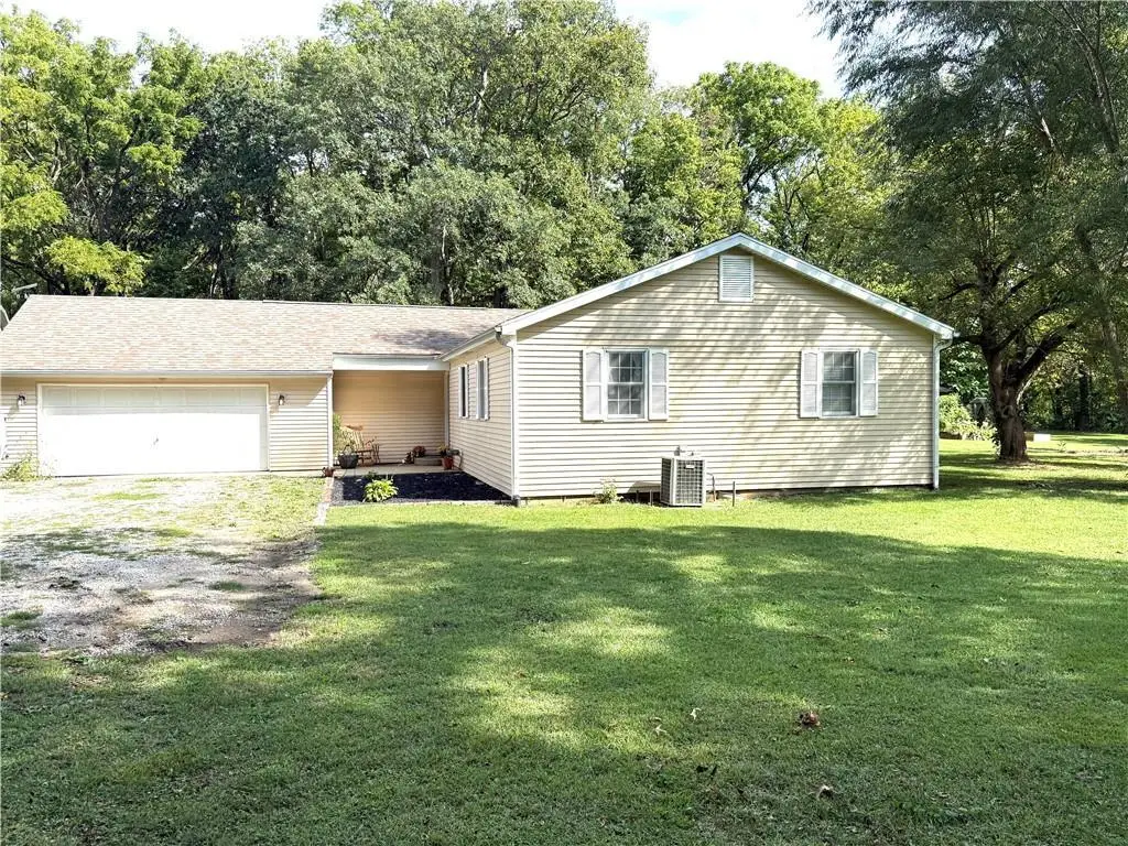 16944 E 3130 North Road, Rossville, IL 60963 - #1