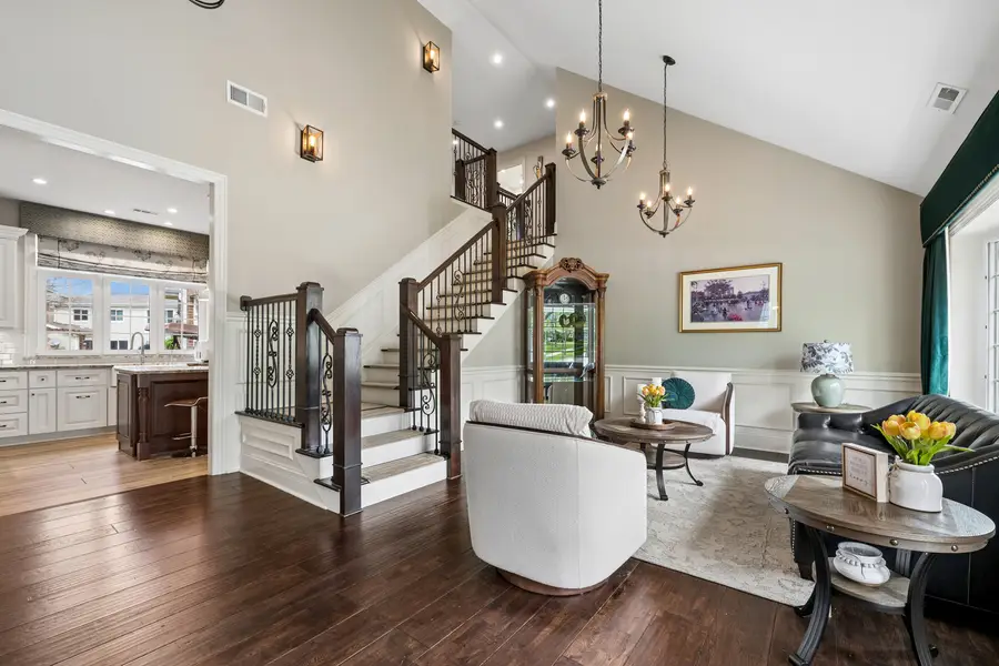 1024 Parker Drive, Schaumburg, IL 60194 - #2