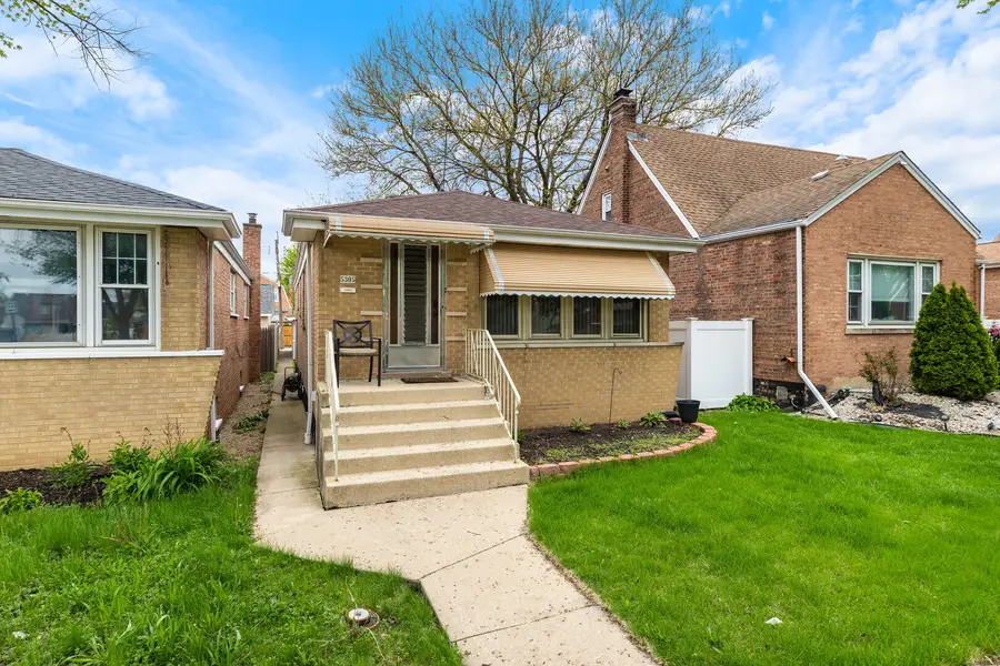 5305 S Menard Avenue, Chicago, IL 60638 - #3