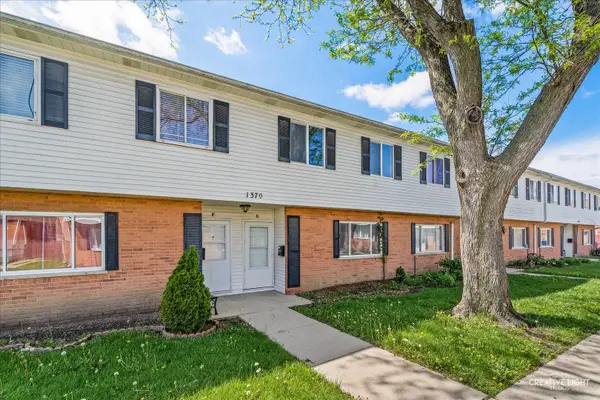 1370 Monomoy Street, Aurora, IL 60506