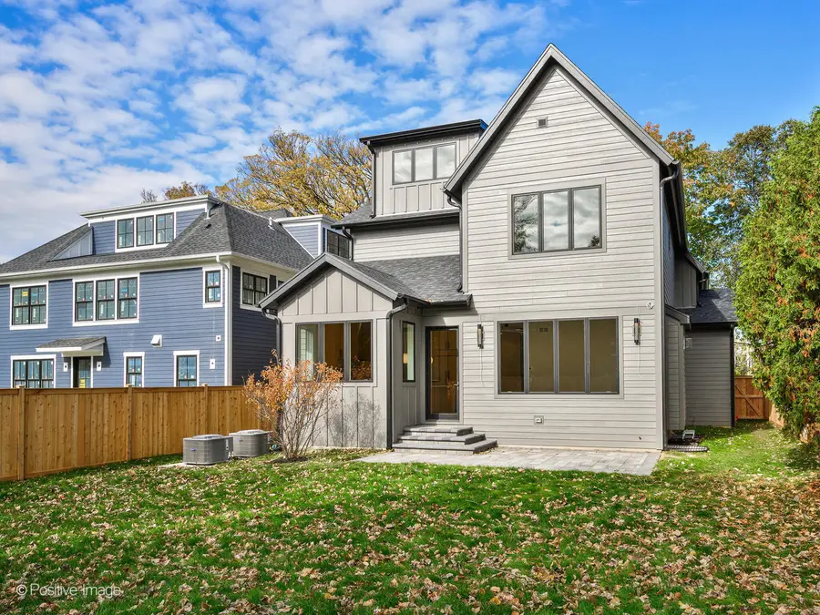 1917 Washington Avenue, Wilmette, IL 60091 - #3