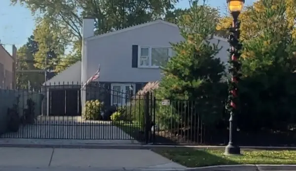 8211 W Grand Avenue, River Grove, IL 60171