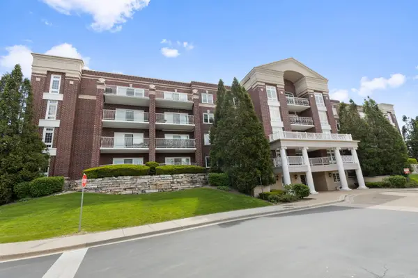 7011 W Touhy Avenue #509, Niles, IL 60714