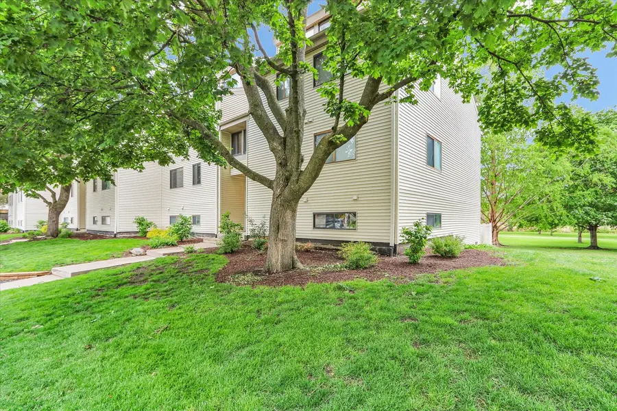 1909 Melrose Drive #B, Champaign, IL 61820 - #3