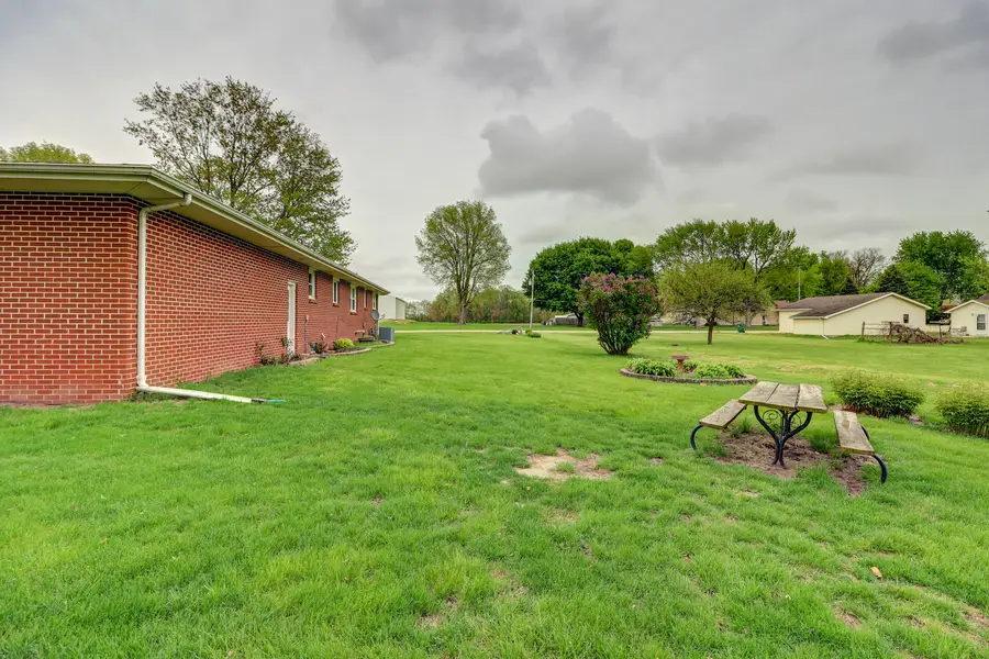 310 E 3rd Street, Tampico, IL 61283 - #3