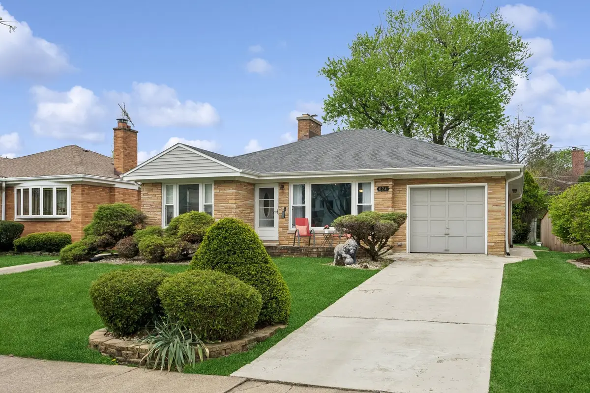 624 S Madison Avenue, La Grange, IL 60525 - #1