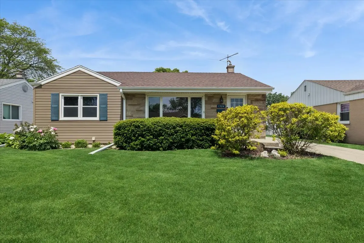 1304 Dennis Place, Des Plaines, IL 60018 - #1