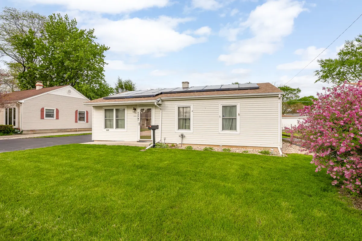 625 Lynn Avenue, Romeoville, IL 60446 - #1