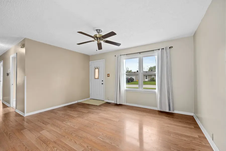 625 Lynn Avenue, Romeoville, IL 60446 - #3