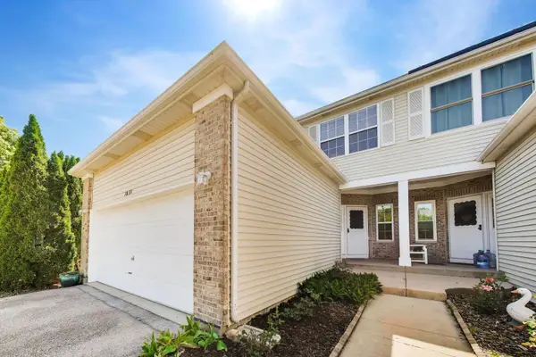 1039 Viewpoint Drive, Lake In The Hills, IL 60156