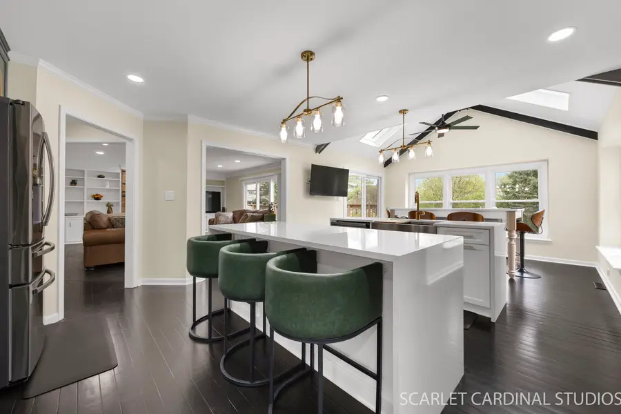 4042 Broadmoor Circle, Naperville, IL 60564 - #2
