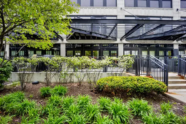 1151 W 14th Place #131, Chicago, IL 60608