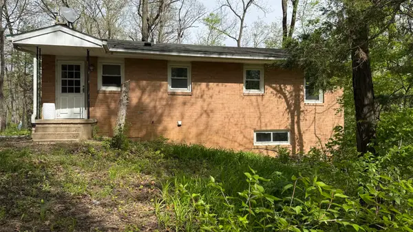 12 Navajo Court, Putnam, IL 61560