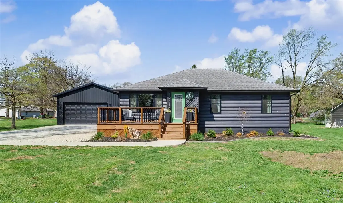 110 N Elm Street, Loda, IL 60948 - #1
