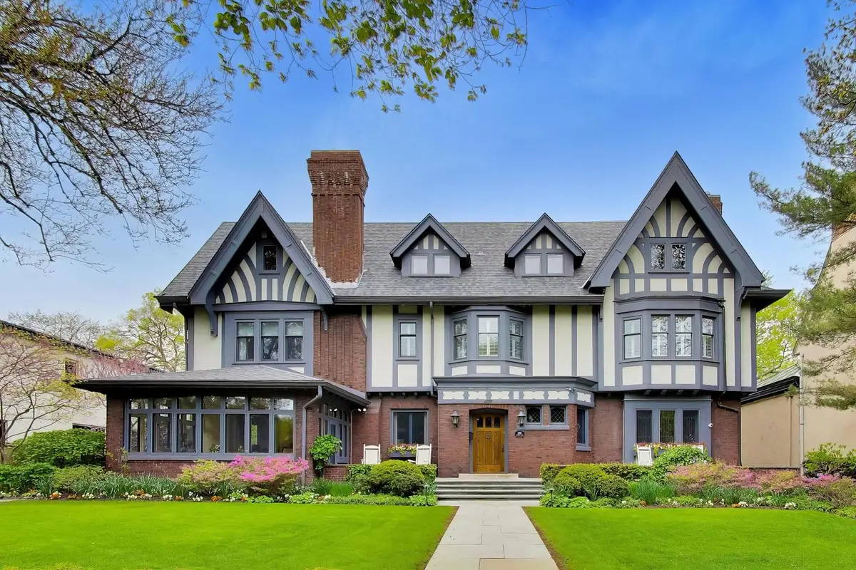1218 Sheridan Road, Evanston, IL 60202 - #1