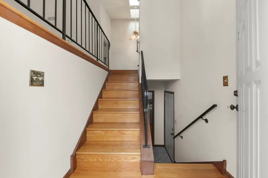 9371 Windsor Parkway #160, Tinley Park, IL 60487 - #3