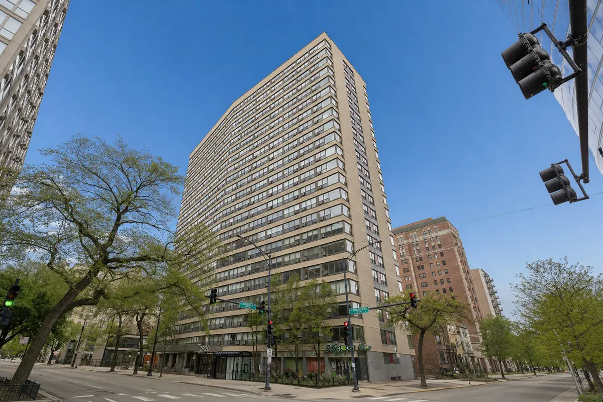 2930 N Sheridan Road #2106, Chicago, IL 60657 - #1