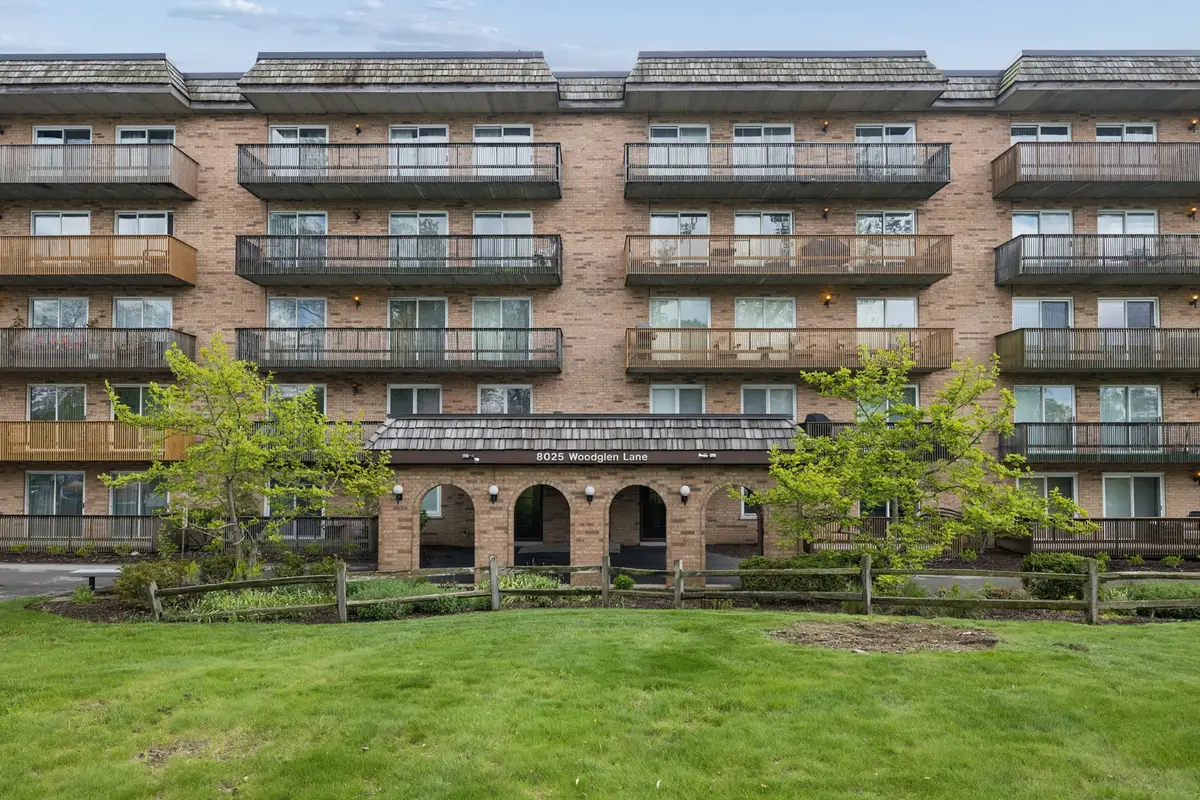 8025 Woodglen Lane #403, Downers Grove, IL 60516 - #1