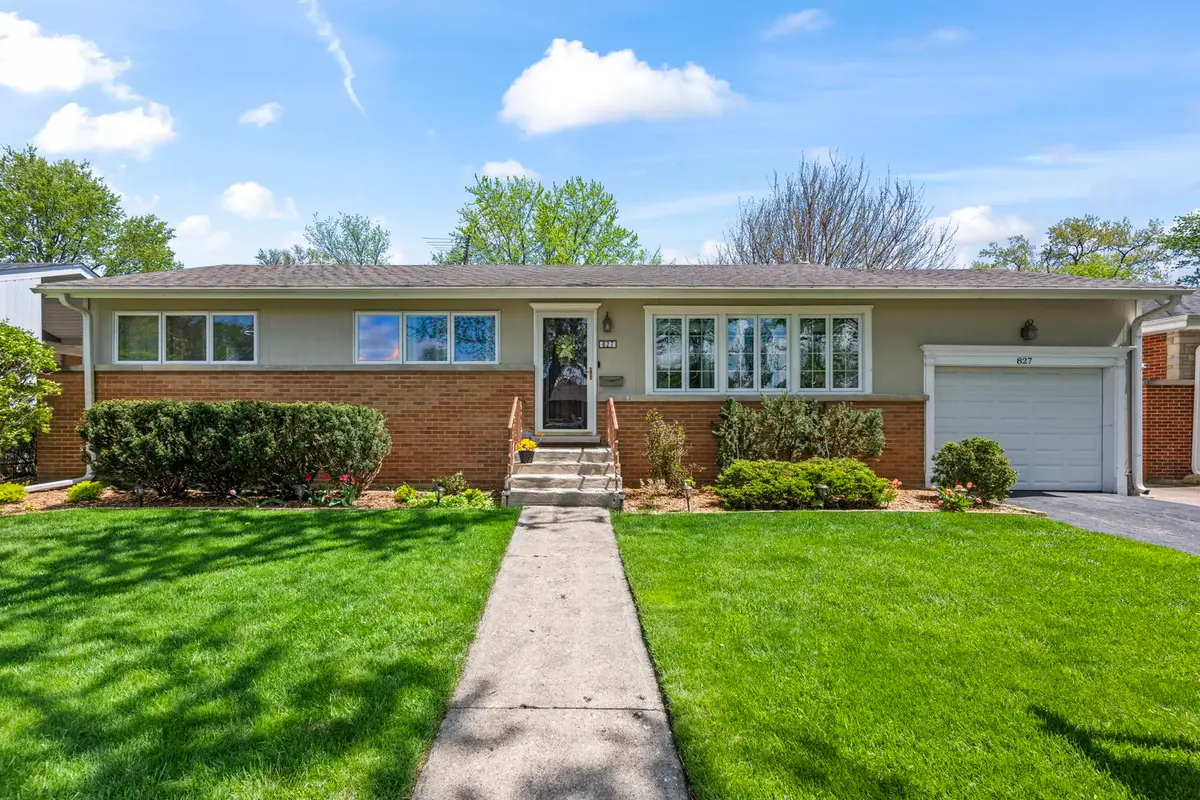 827 N Gibbons Avenue, Arlington Heights, IL 60004 - #1
