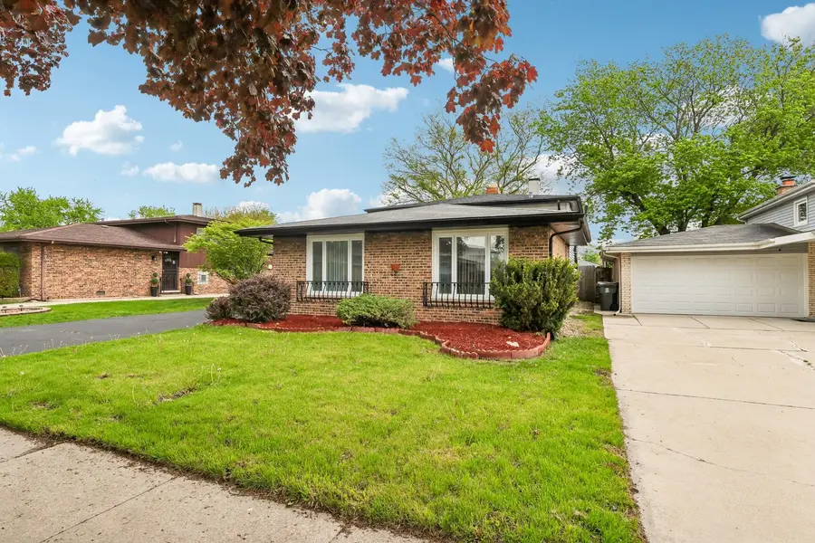 15631 E End Avenue, Dolton, IL 60419 - #3