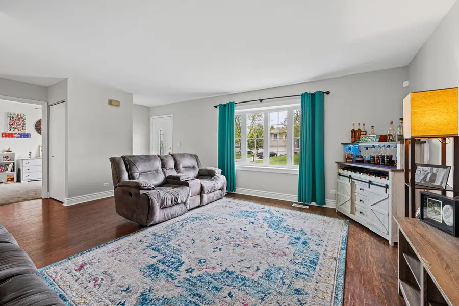 985 Brower Drive, Roselle, IL 60172 - #3