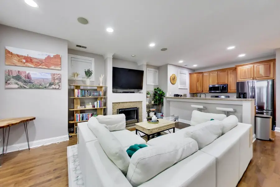 669 N Peoria Street #GN, Chicago, IL 60642 - #3