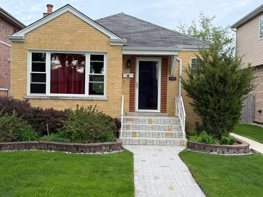 5705 S Nottingham Avenue, Chicago, IL 60638 - #2