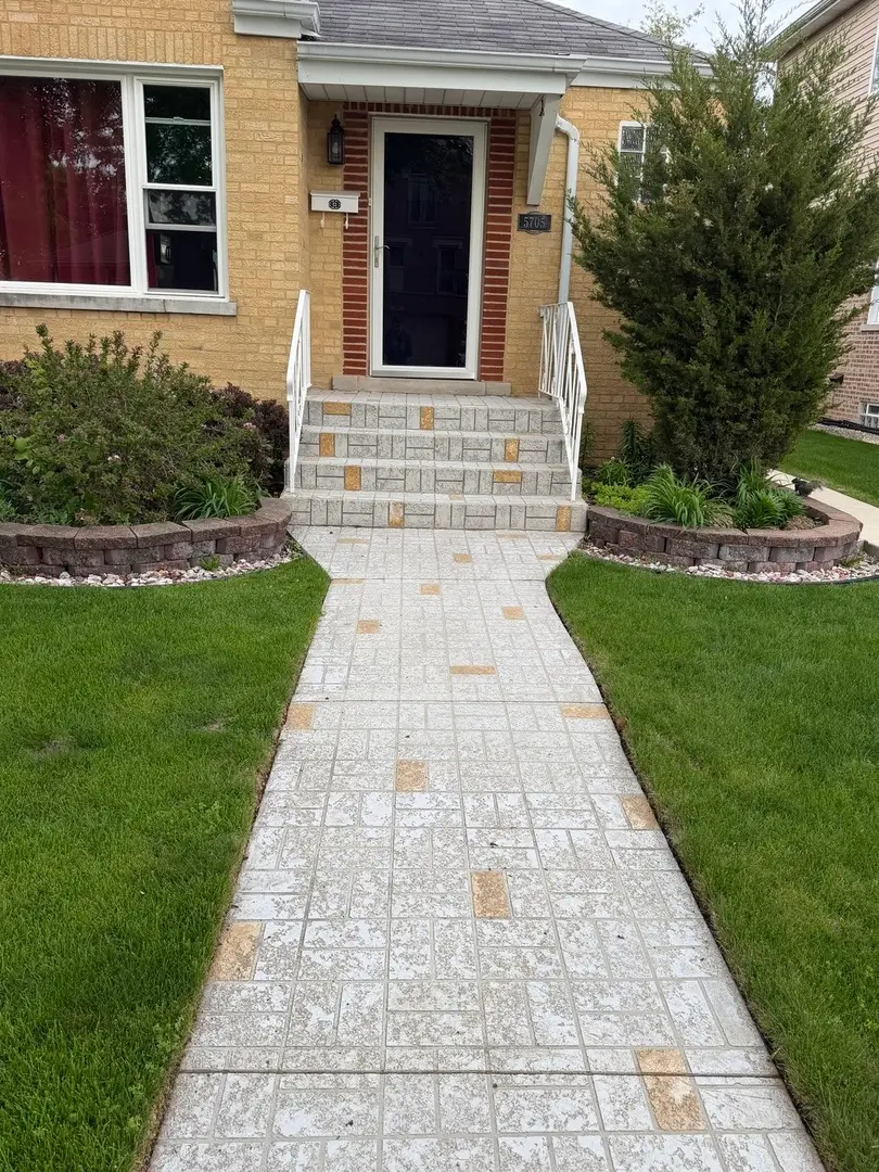 5705 S Nottingham Avenue, Chicago, IL 60638 - #3