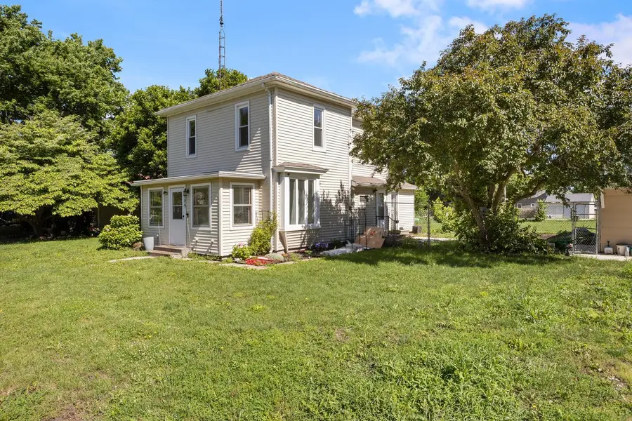 209 E Griggs Street, Mansfield, IL 61854 - #2