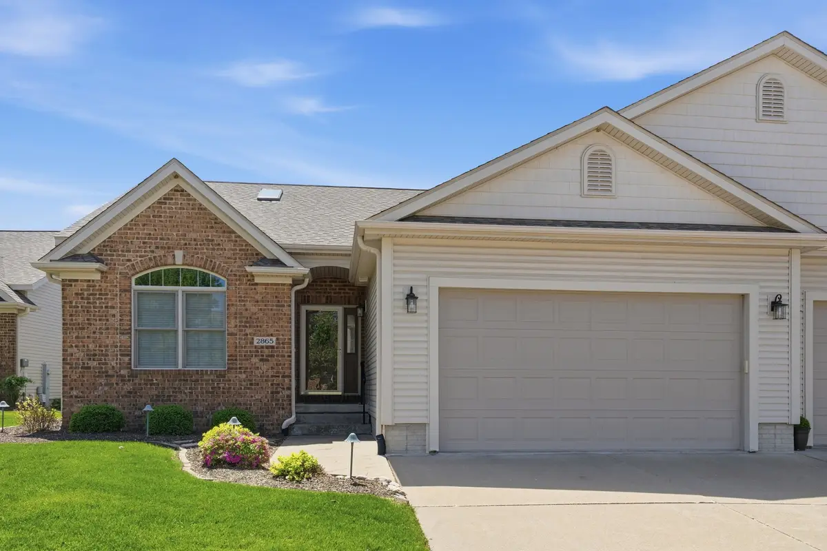 2865 Villa Court, Bettendorf, IA 52722 - #1