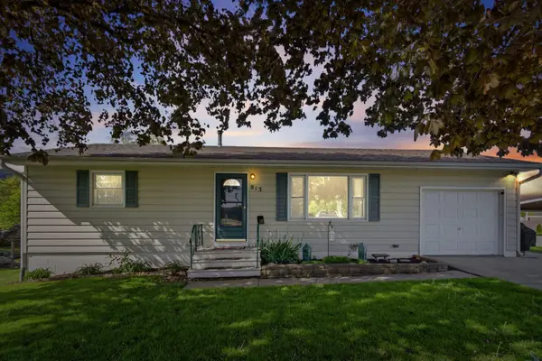 813 12th Avenue, Orion, IL 61273