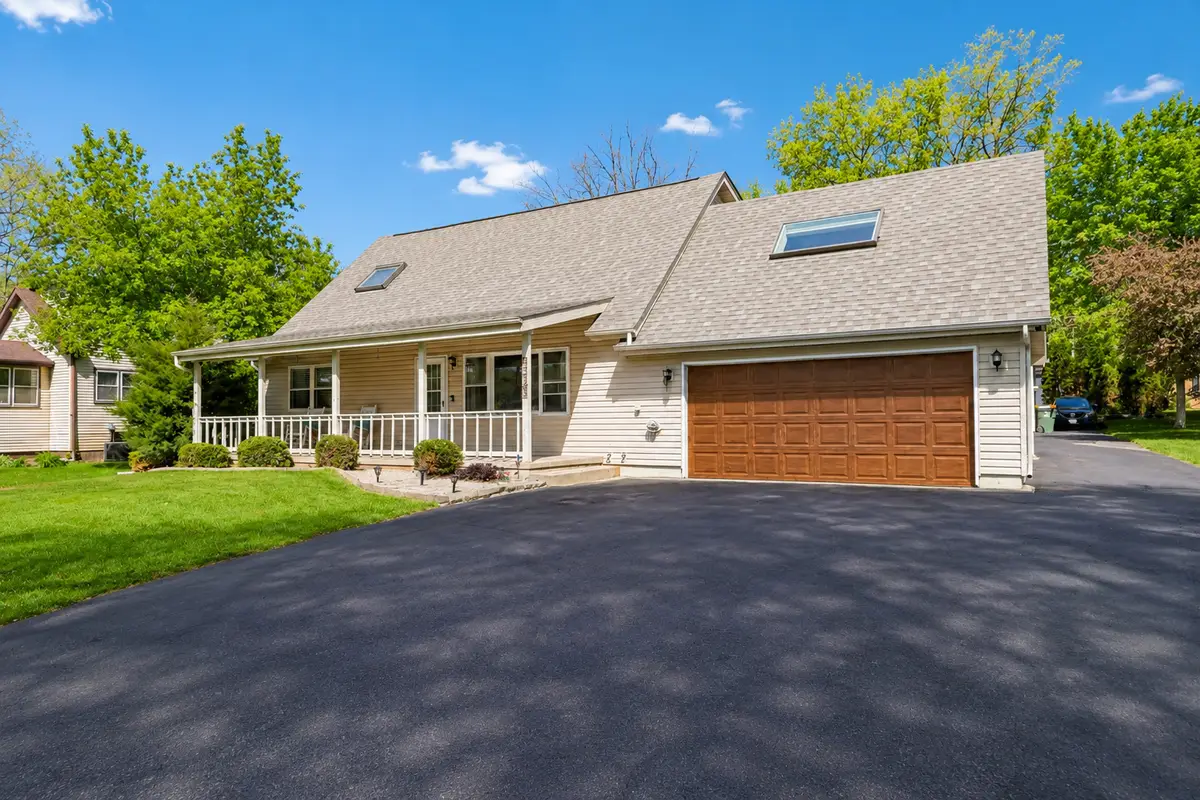 1320 N Harrison Street, Algonquin, IL 60102 - #1