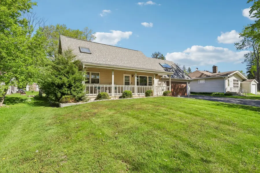 1320 N Harrison Street, Algonquin, IL 60102 - #3