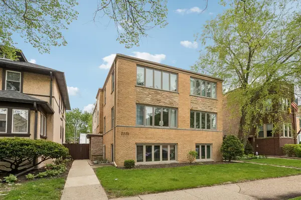 2225 W Touhy Avenue, Chicago, IL 60645