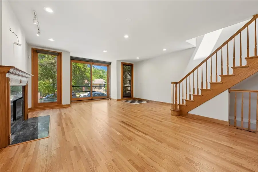 1757 W Newport Avenue, Chicago, IL 60657 - #3