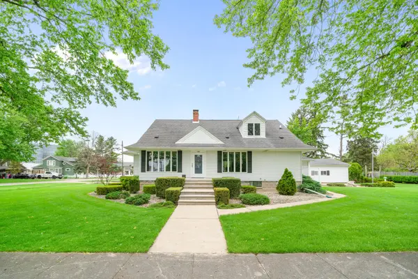 200 N Liberty Street, Leland, IL 60531