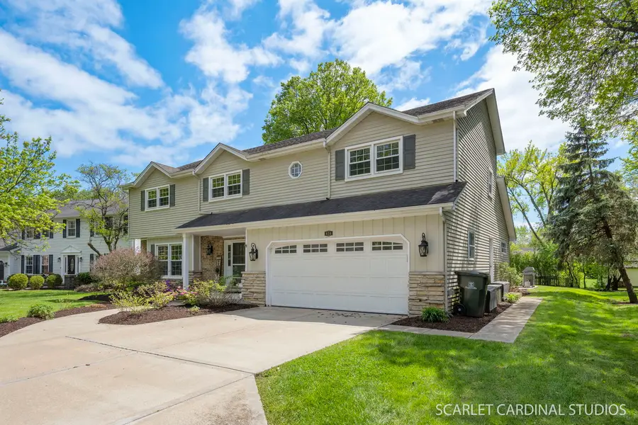 620 Virginia Court, Naperville, IL 60540 - #2
