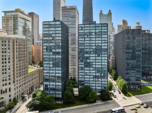 880 N Lake Shore Drive #12GH, Chicago, IL 60611