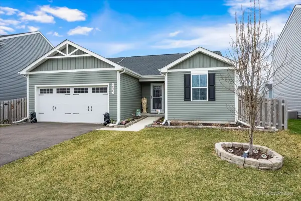 205 N Buckeye Street, Waterman, IL 60556