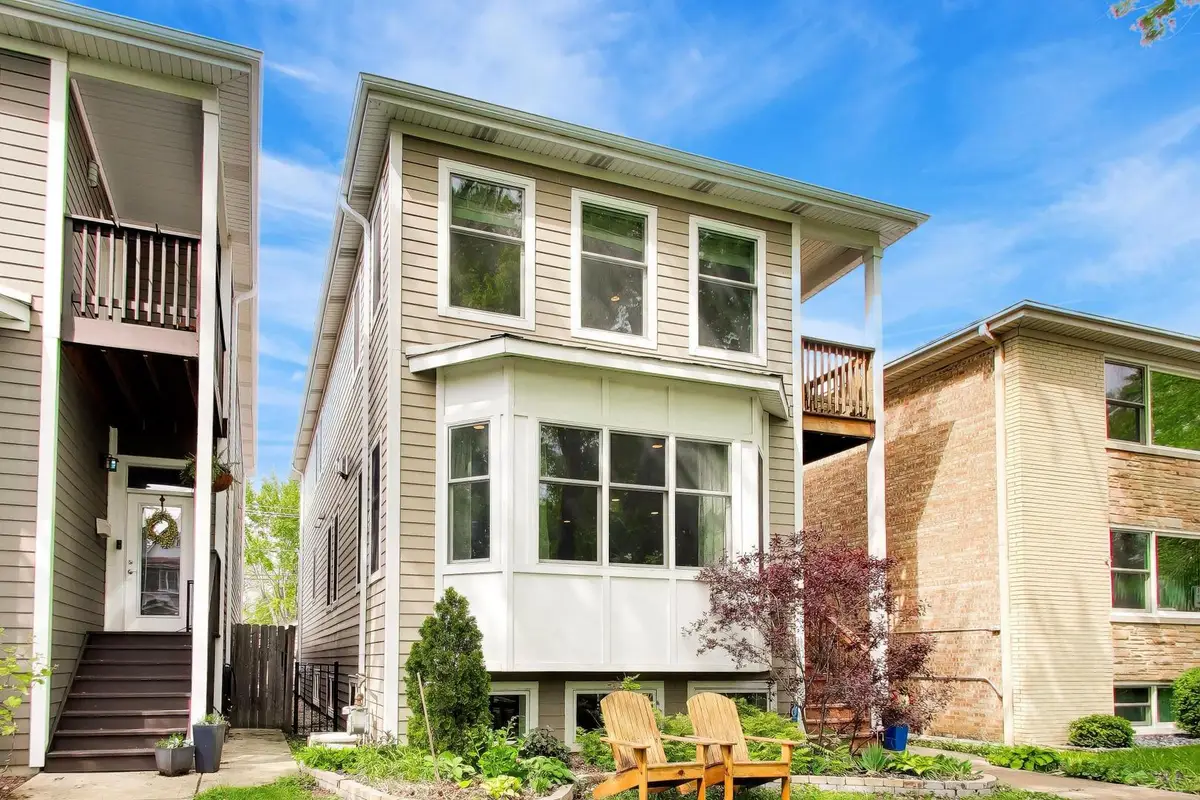 5404 W Leland Avenue, Chicago, IL 60630 - #1