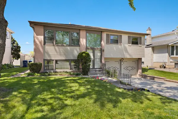 632 Polynesian Drive, Des Plaines, IL 60016